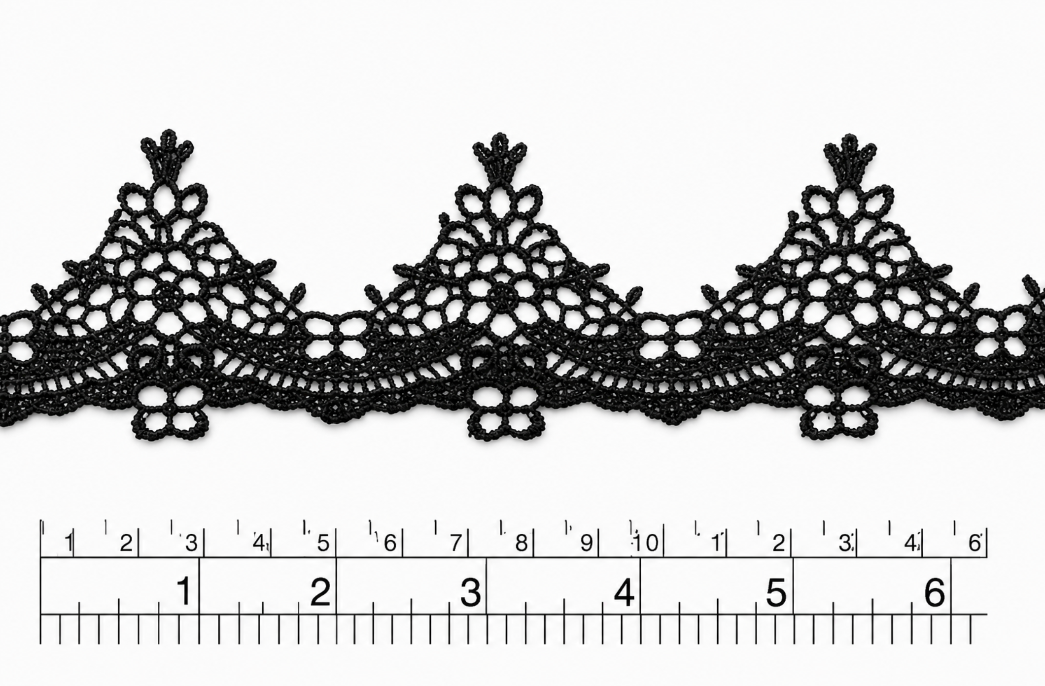 Macramé Corona Real negro (pieza 10 Yardas) MSB42