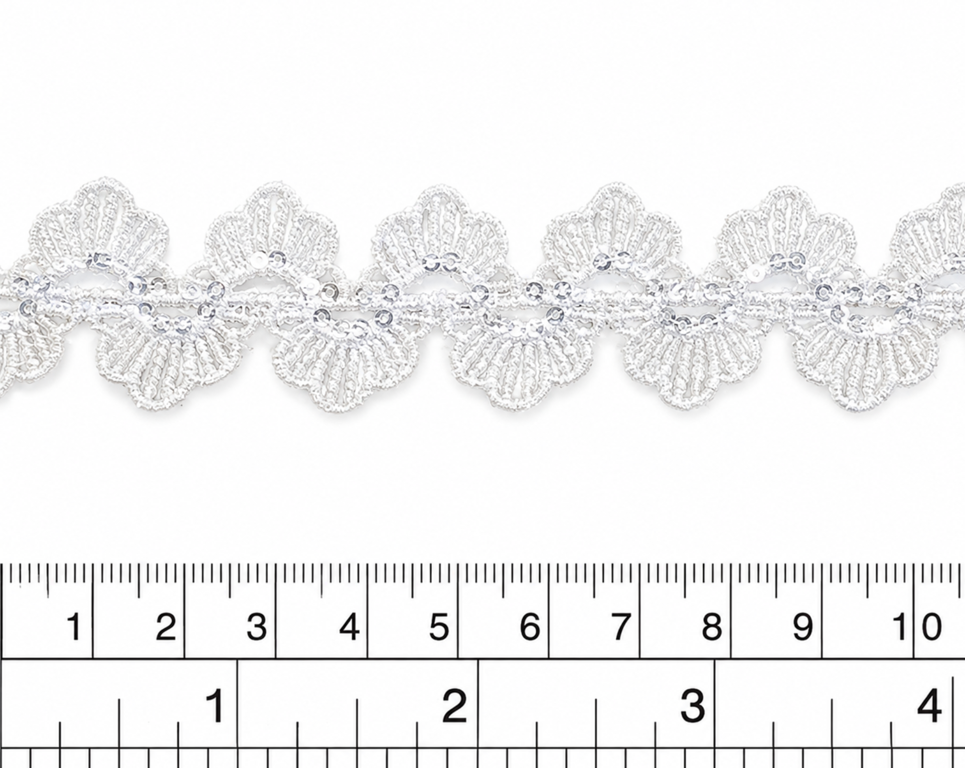 Macrame ZIC ZAC con lentejuela  Blanco  (X pieza 15 Yardas) MCB28