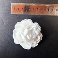 Flor de tela poliester blanca (X UNIDAD)