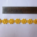 Flor macrame simple Amarilla (X METRO)