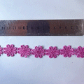 Flor macrame simple magenta (X METRO)