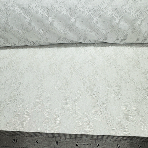 Encaje elasticado blanco